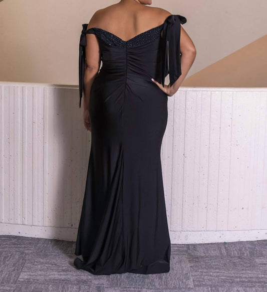 The Nada Gown
