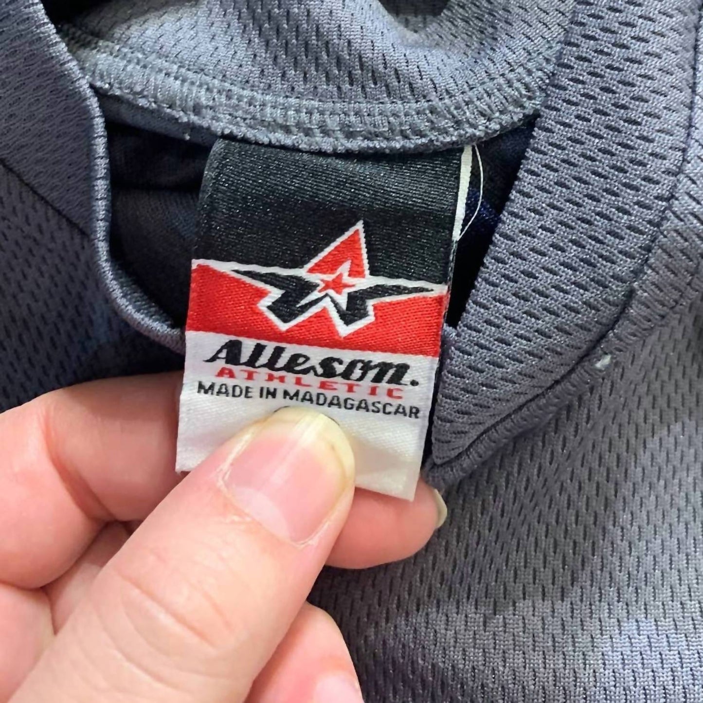 Erwachsenen-Baseball-Trikot mit kurzen Ärmeln und 2 Knöpfen