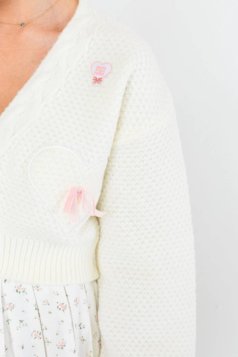 Aspen Langarm-V-Ausschnitt-Cardigan