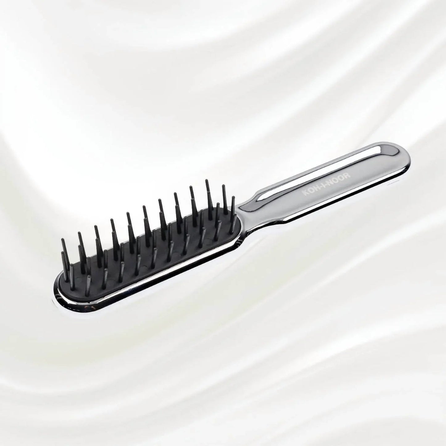 Pneumatische Haarbürste für Damen aus Synthetik mit Stiftstyling
