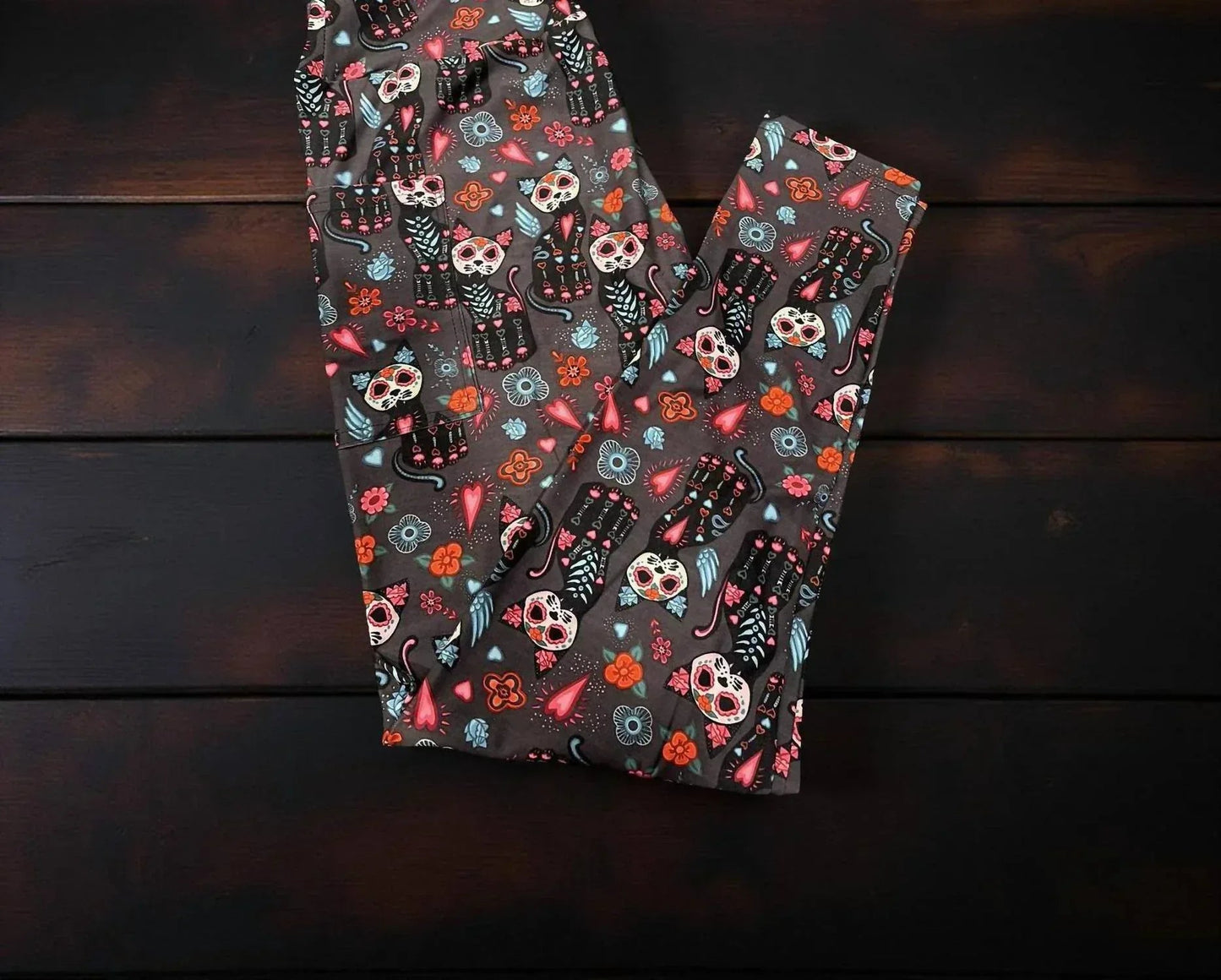 Women's Spooky Skeleton Cat Pocket Leggings