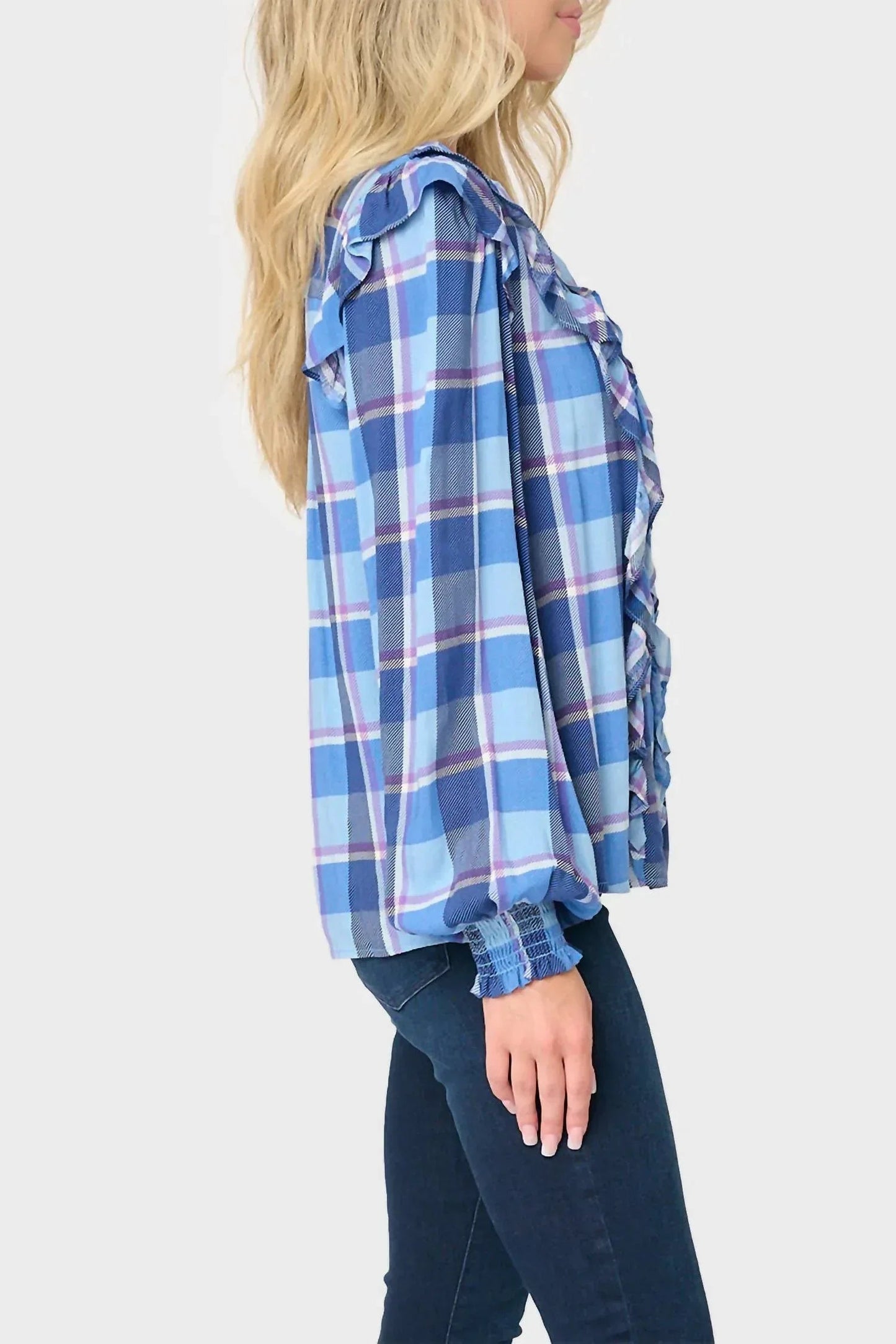 Kariertes Langarmshirt mit Rüschendetail