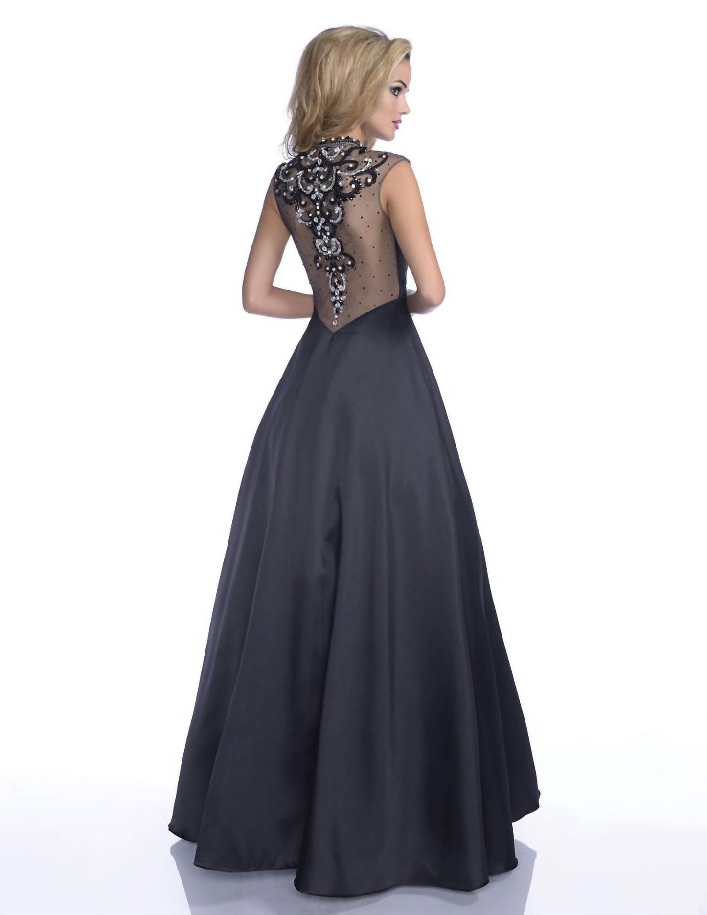 Ärmelloses Maxikleid mit Stehkragen