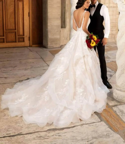 Tara V-Ausschnitt Ballkleid