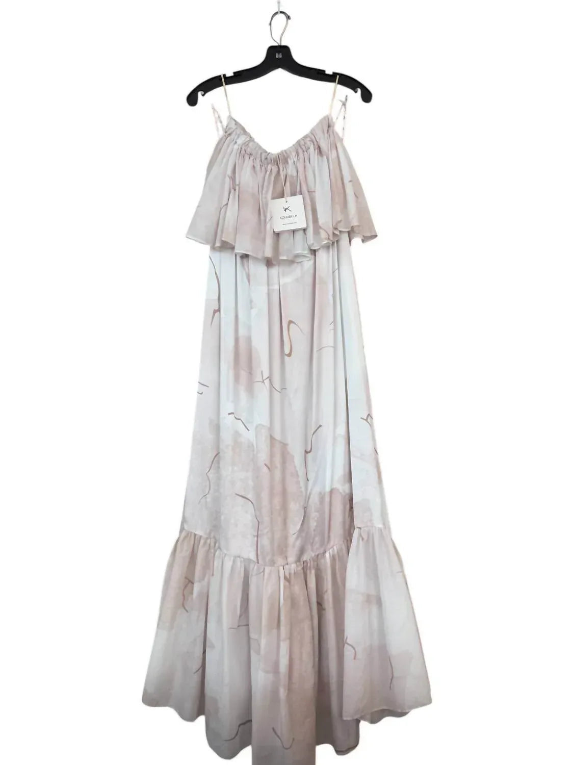 Abstraktes seidiges Maxi-Volant-trägerloses Kleid