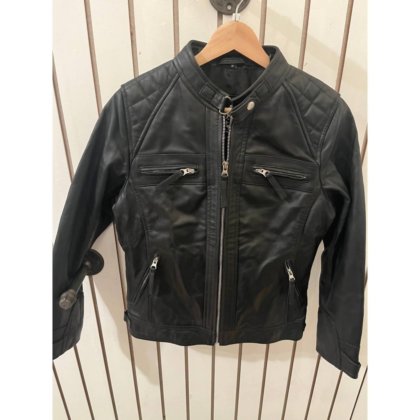 Damen-Lederjacke mit echten Diamanten