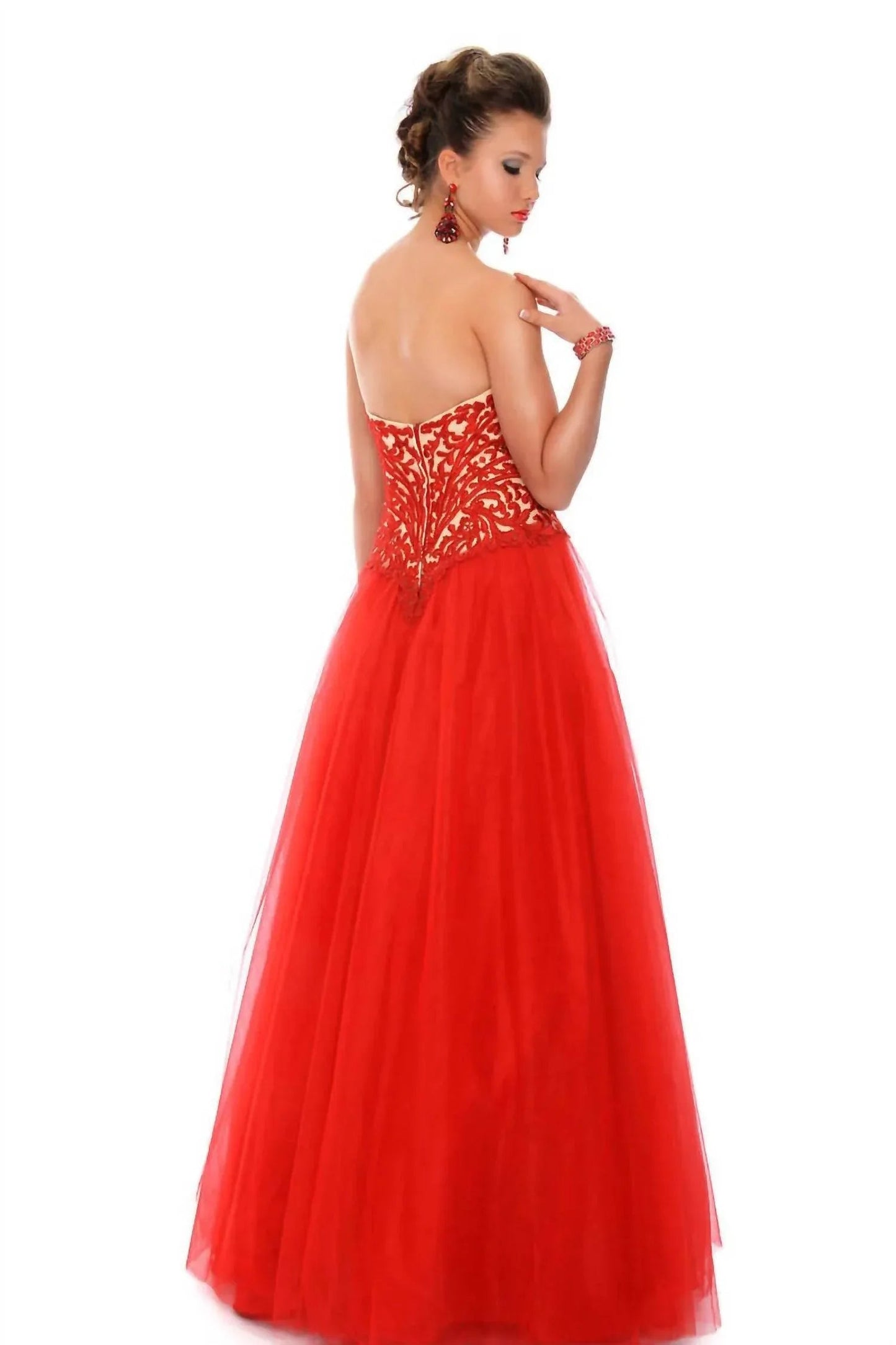Besticktes Spitzen- und Illusion-Abschlussballkleid
