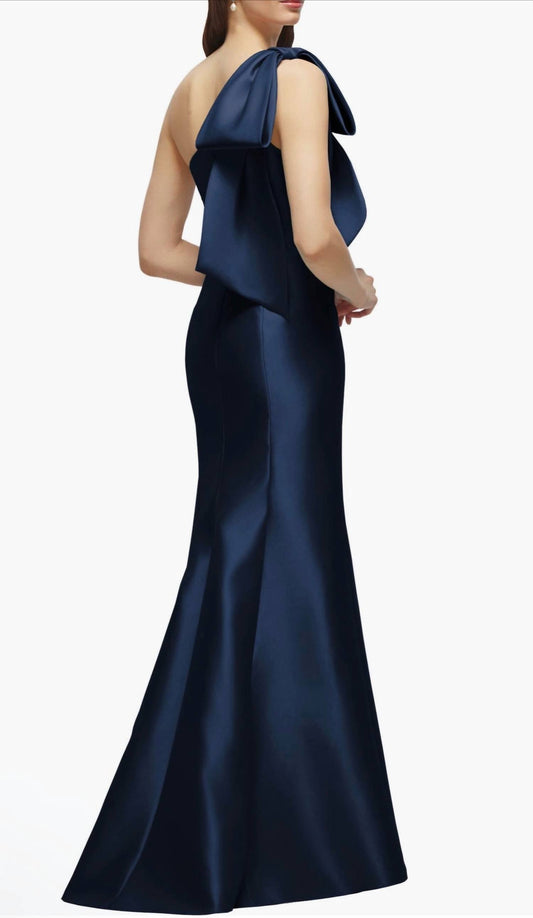 Bow One-shoulder Satin Twill Mermaid Gown