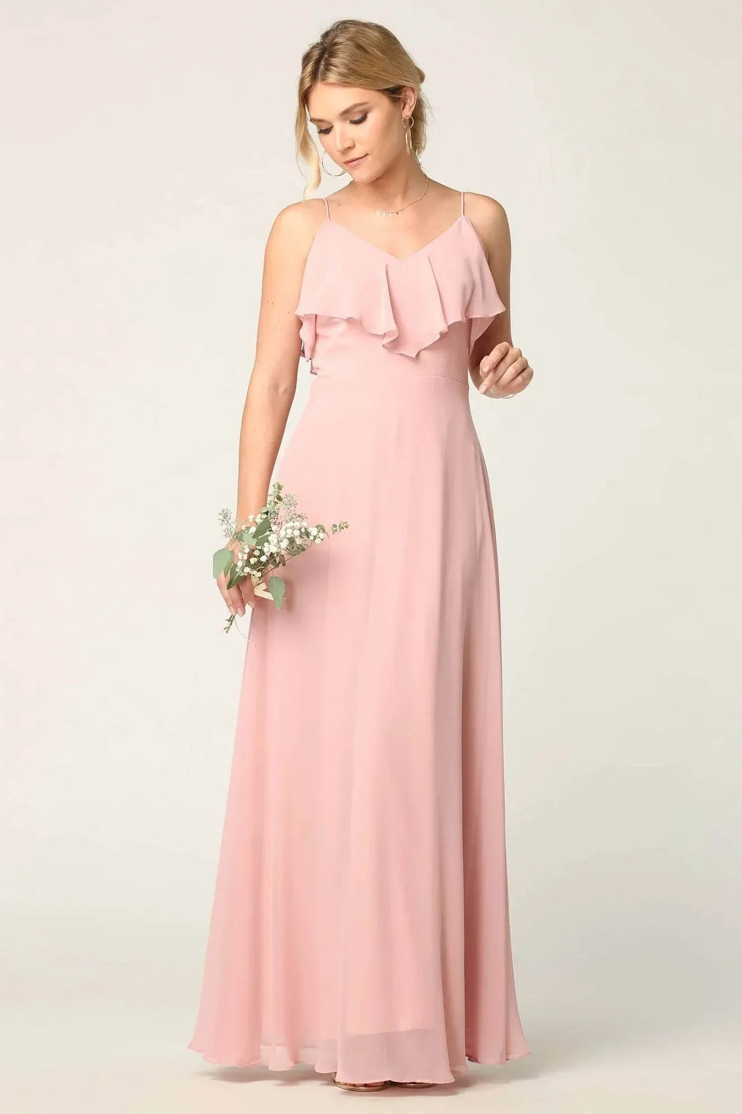 Brautjungfernkleid aus Chiffon mit Carmen-Ausschnitt und Rüschenärmeln