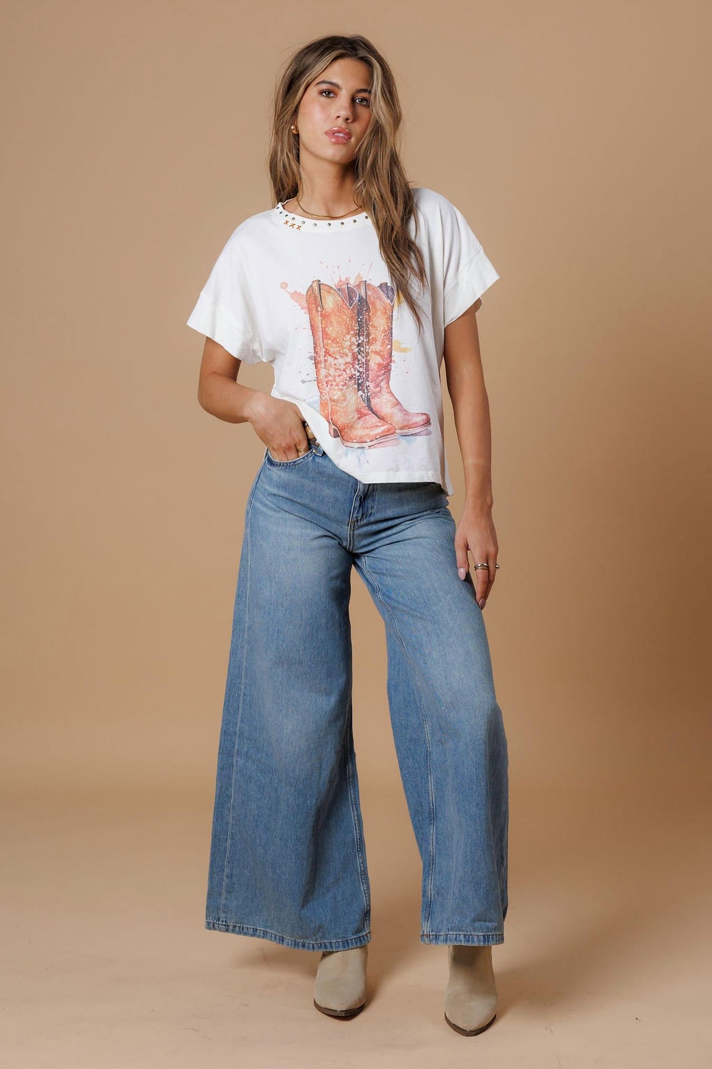 Splatter Boots Hi-Lo T-Shirt