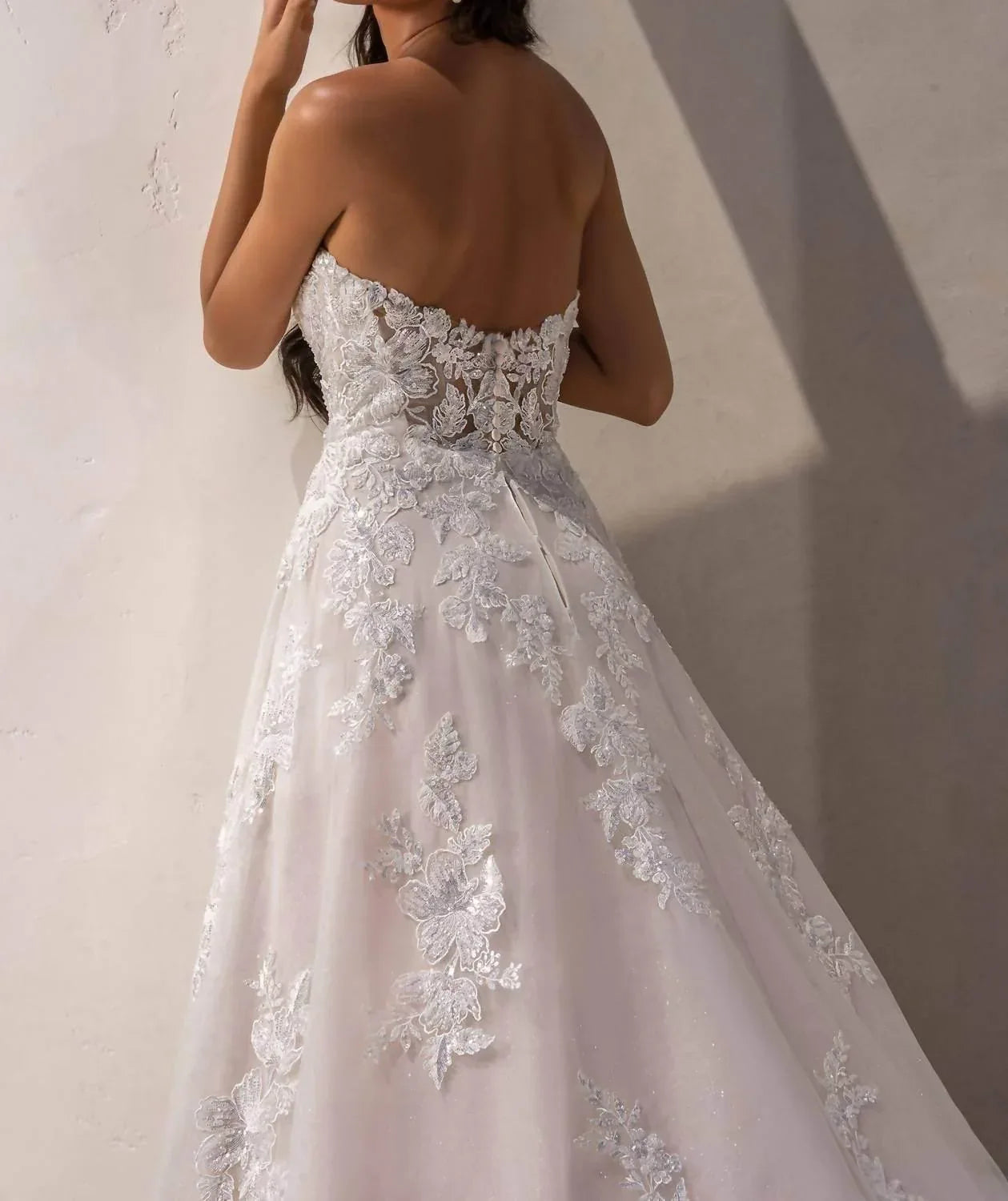 Lucy Strapless Wedding Dress