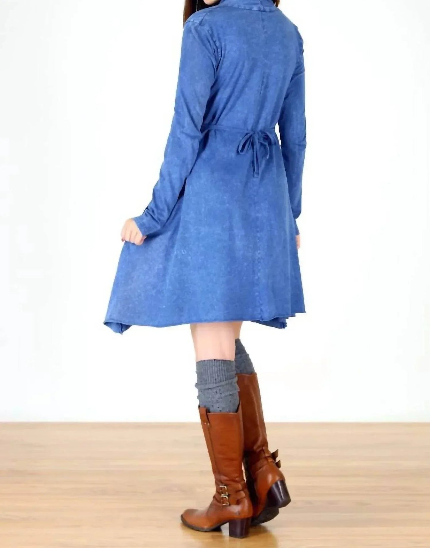 Langarm-Taschenkleid im griechischen Göttinnen-Stil