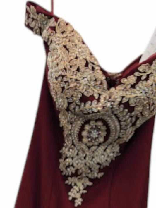 Women's Off-shoulder Mini Dress With Appliqué