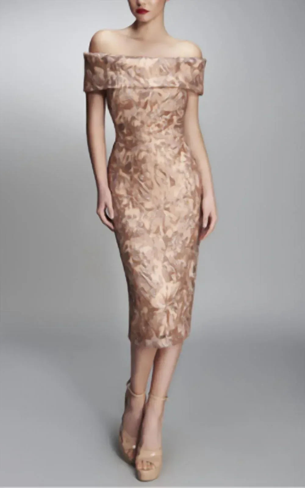 Schulterfreies, geblümtes Midikleid mit Pailletten