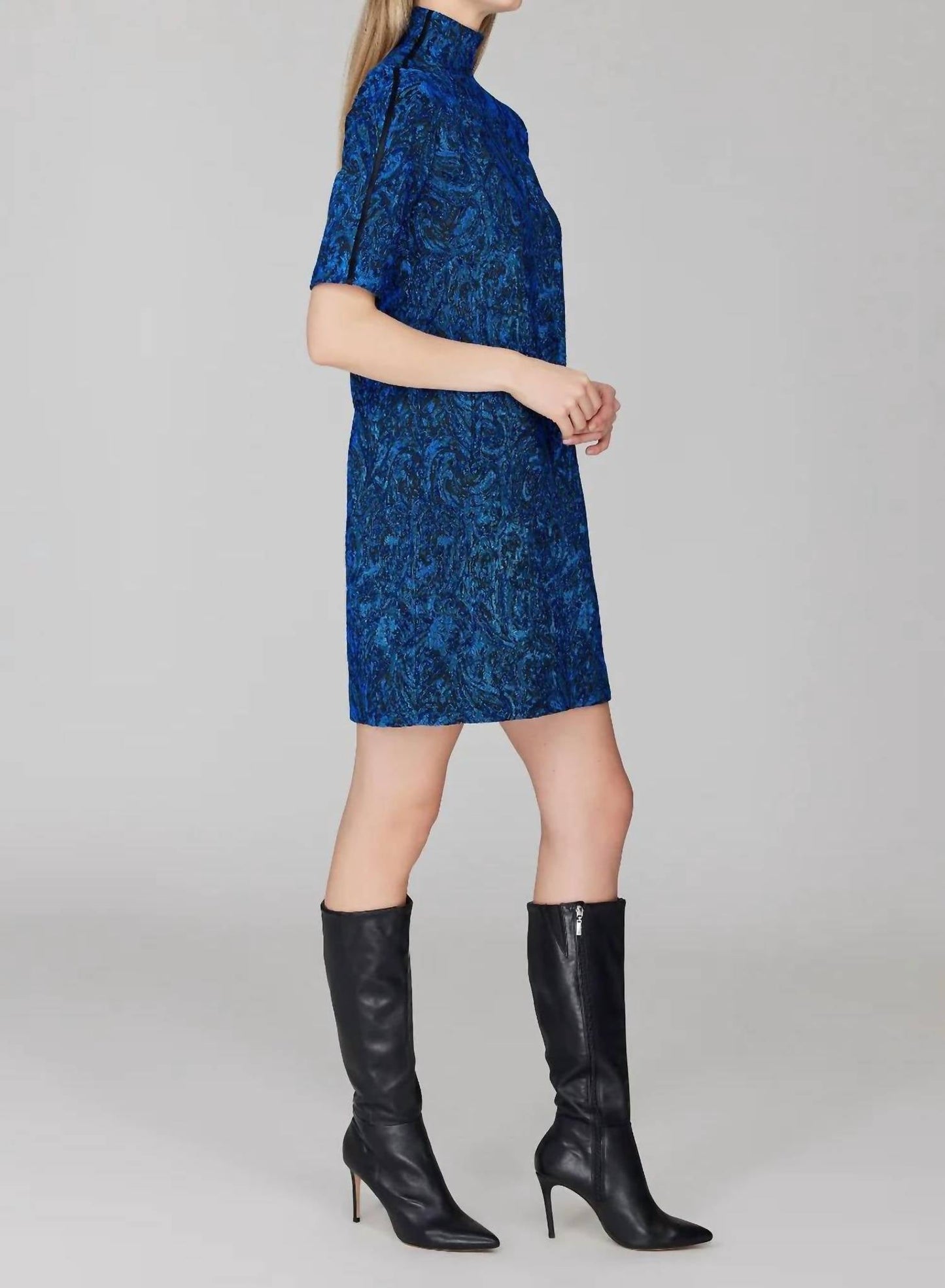 Paisley-Stretch-Jacquard-Rollkragen-Etuikleid