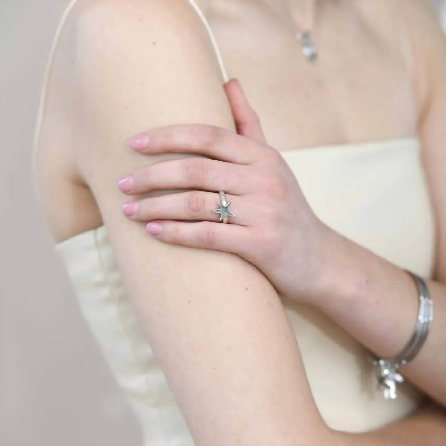 Zarter Seesternring für Damen