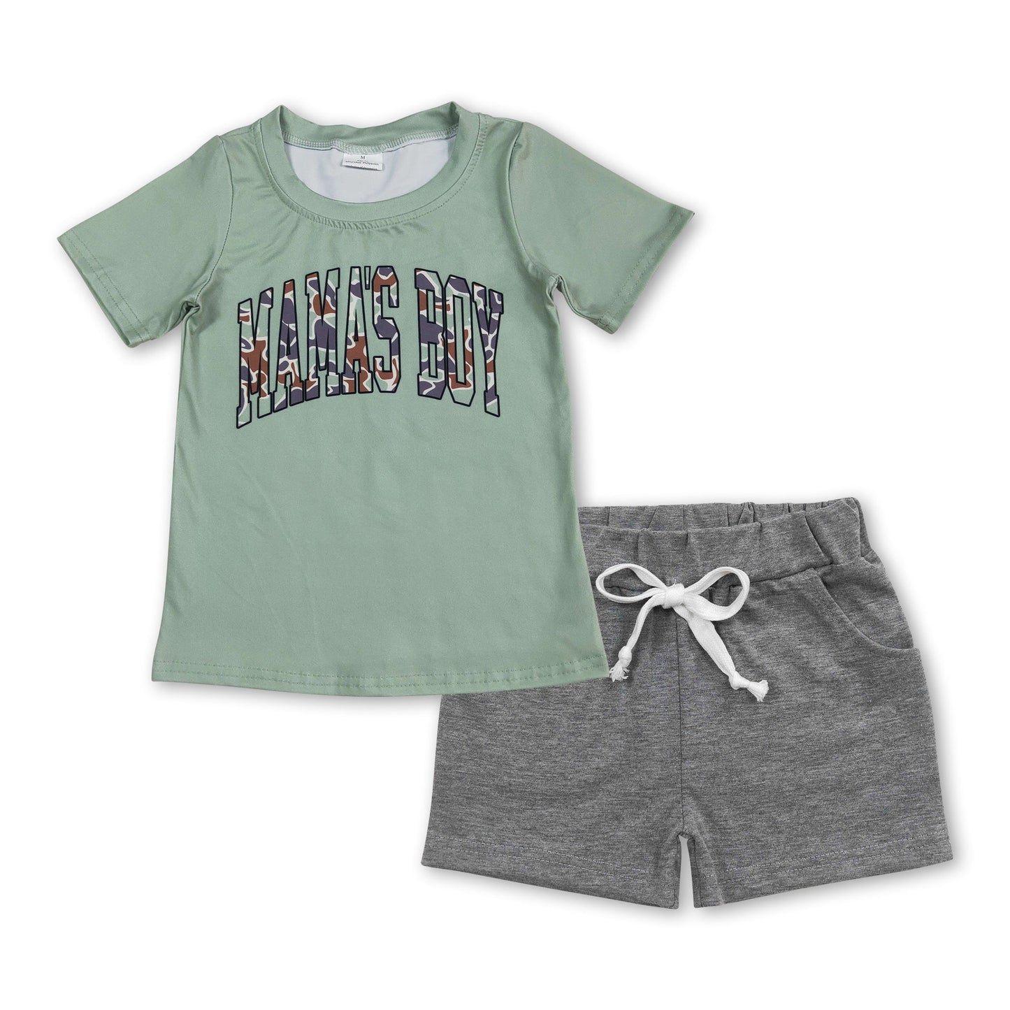 Kurzarm-Camo-Mama's-Boy-Oberteil, graue Shorts, Kleidung
