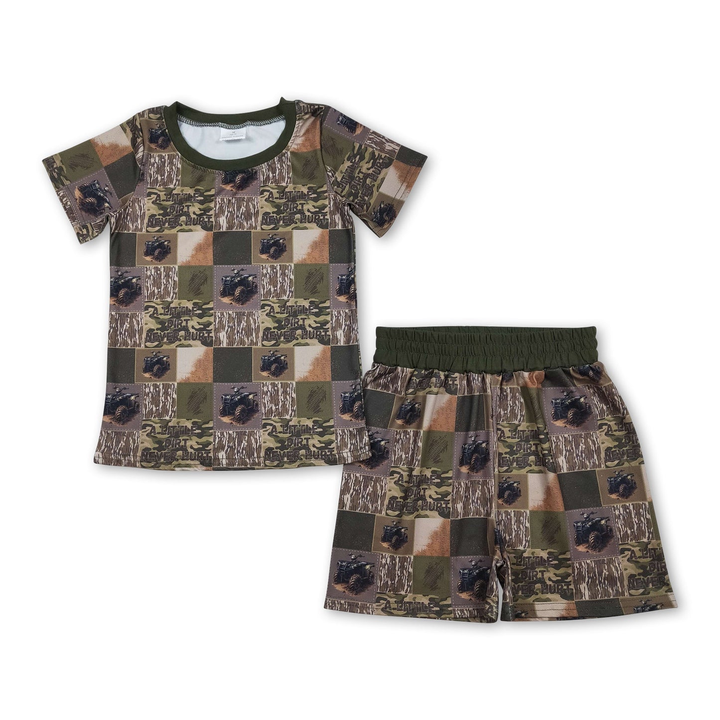 Ein bisschen Dreck hat noch nie geschadet Tarnfarben Traktor Kinder Jungen Outfits