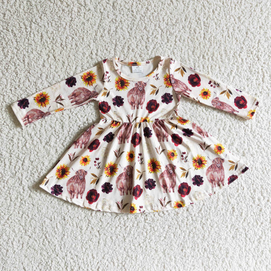 Schottisches Hochlandrind Blumenmuster langärmelige Baby-Mädchen-Wirbelkleider