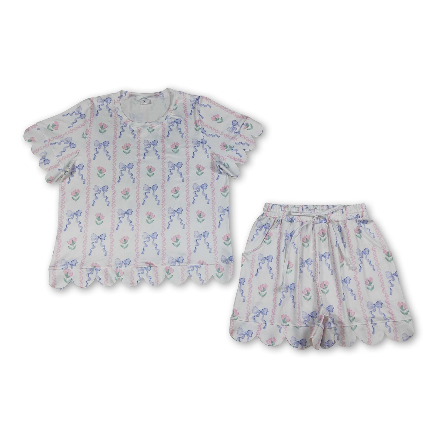 Kurzärmeliges Oberteil mit Blumenmuster und Schleife, Shorts für erwachsene Frauen