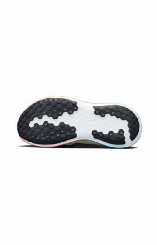 Women's Pacer Shoe