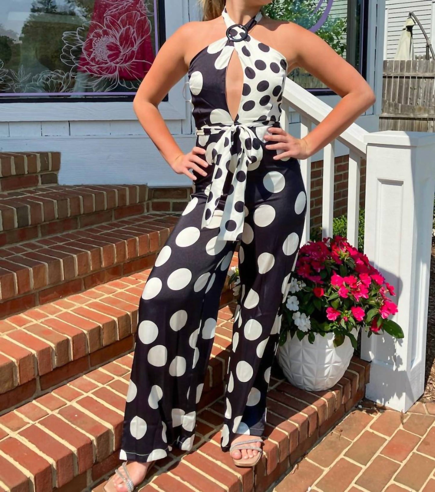 O-Ring-Neckholder-Overall mit Polka Dots