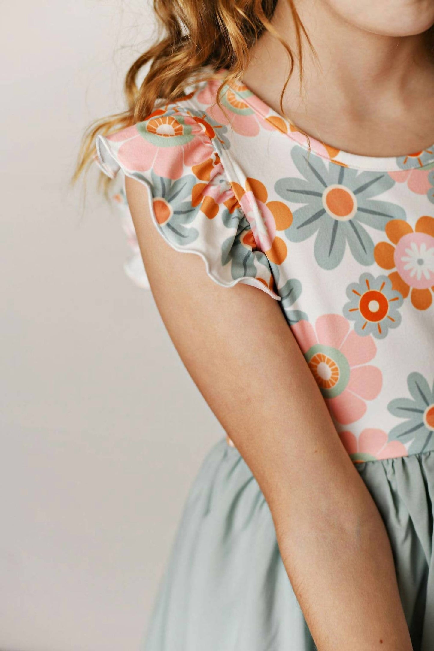 Mädchen Retro Gänseblümchen Vokuhila Kleid mit Volantärmeln