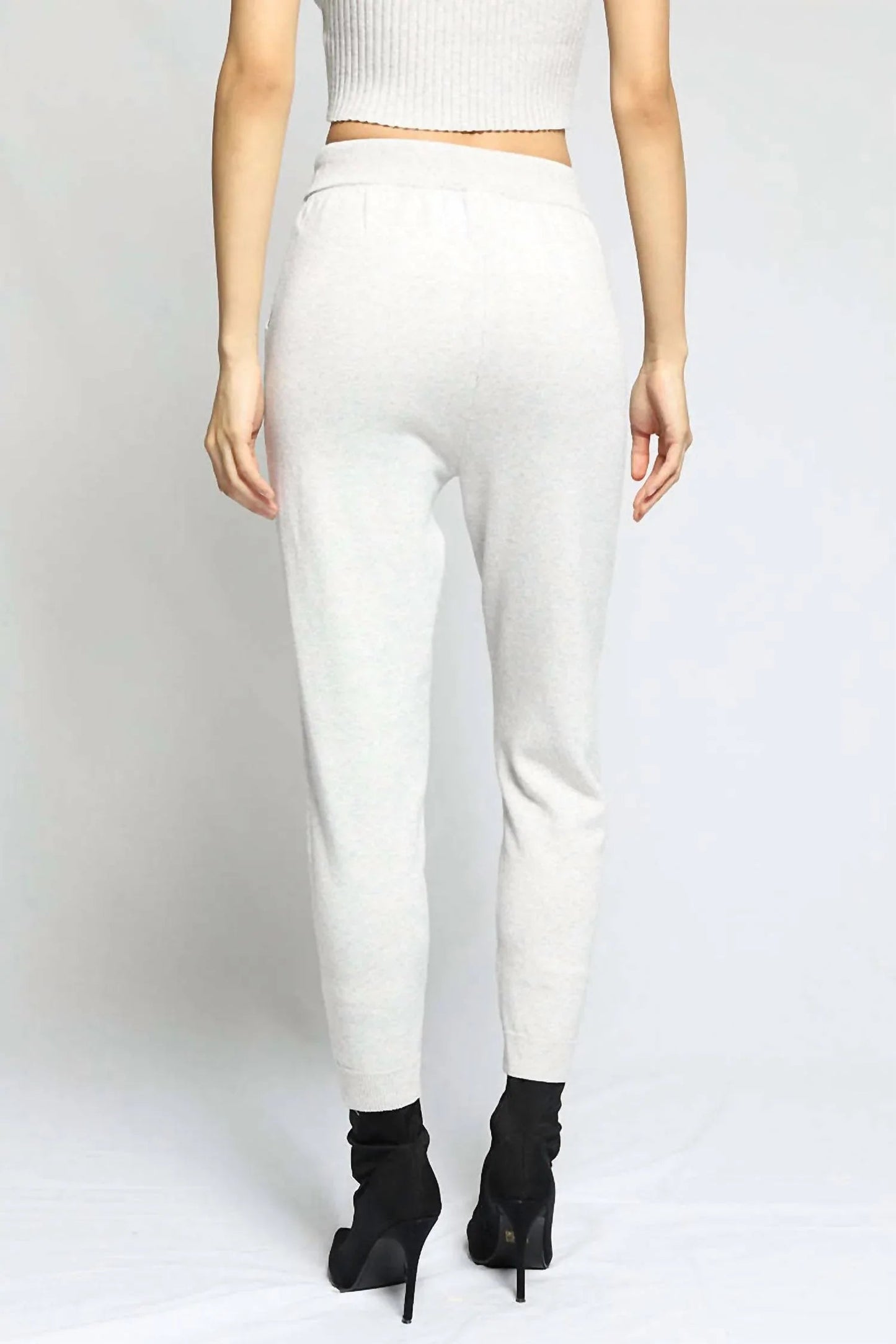 Jogger aus Strickmix