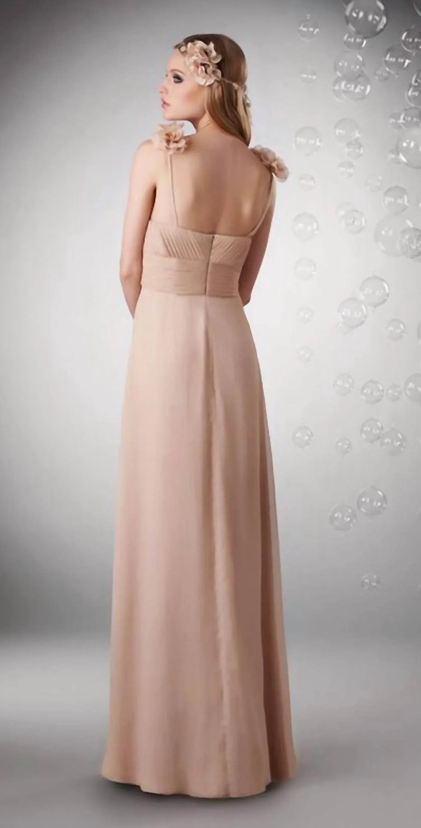 Brautjungfernkleid mit Blütenträgern