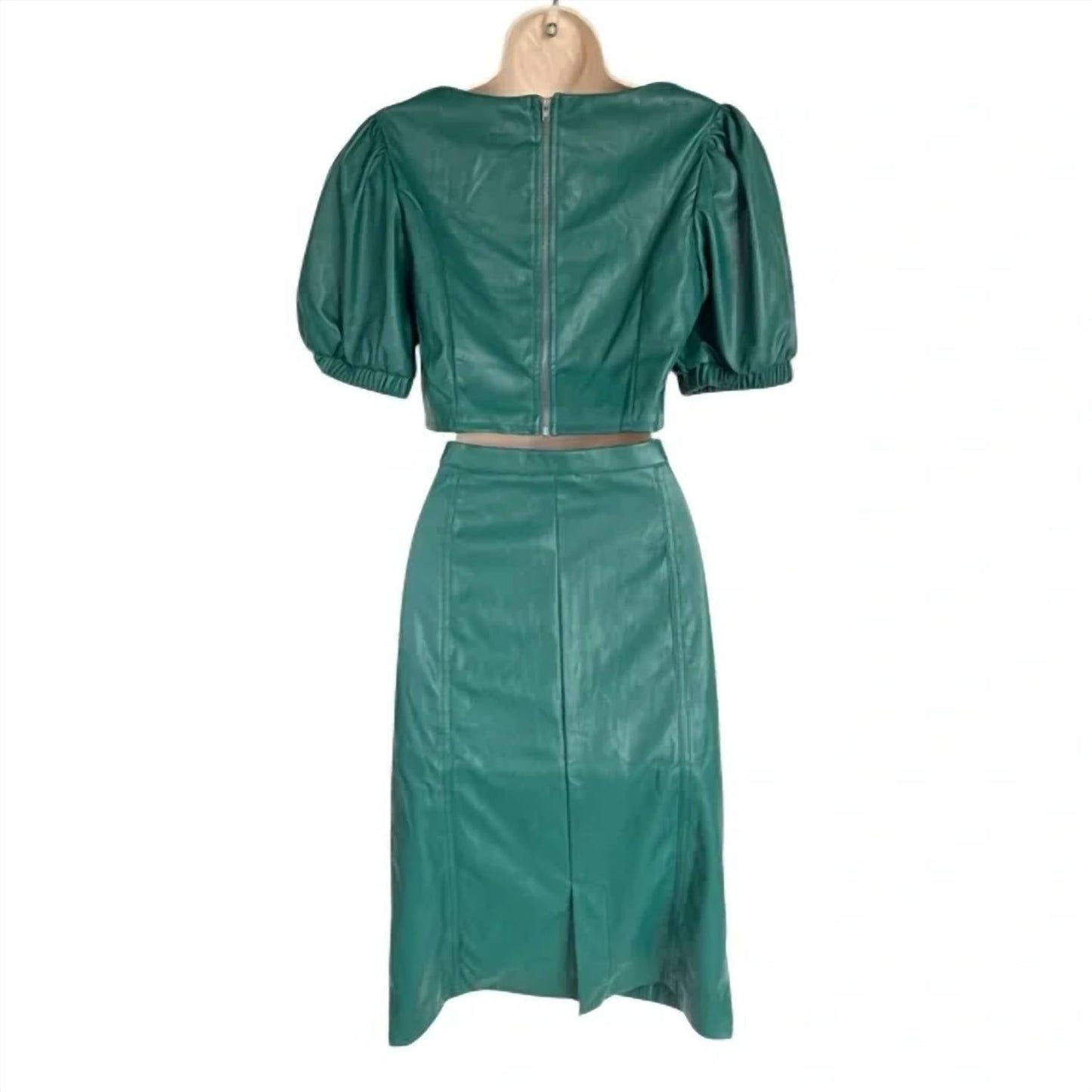 Damen-Set aus Kunstleder-Crop-Top mit Puffärmeln und Midirock