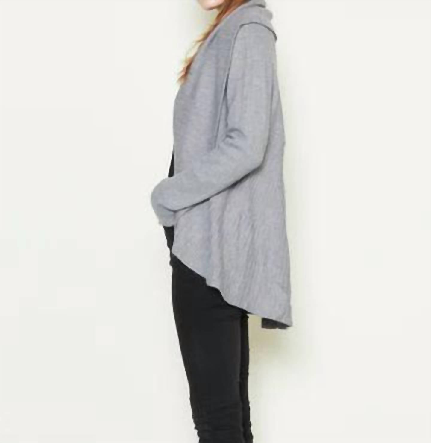 Heather Plissee-Schal-Cardigan