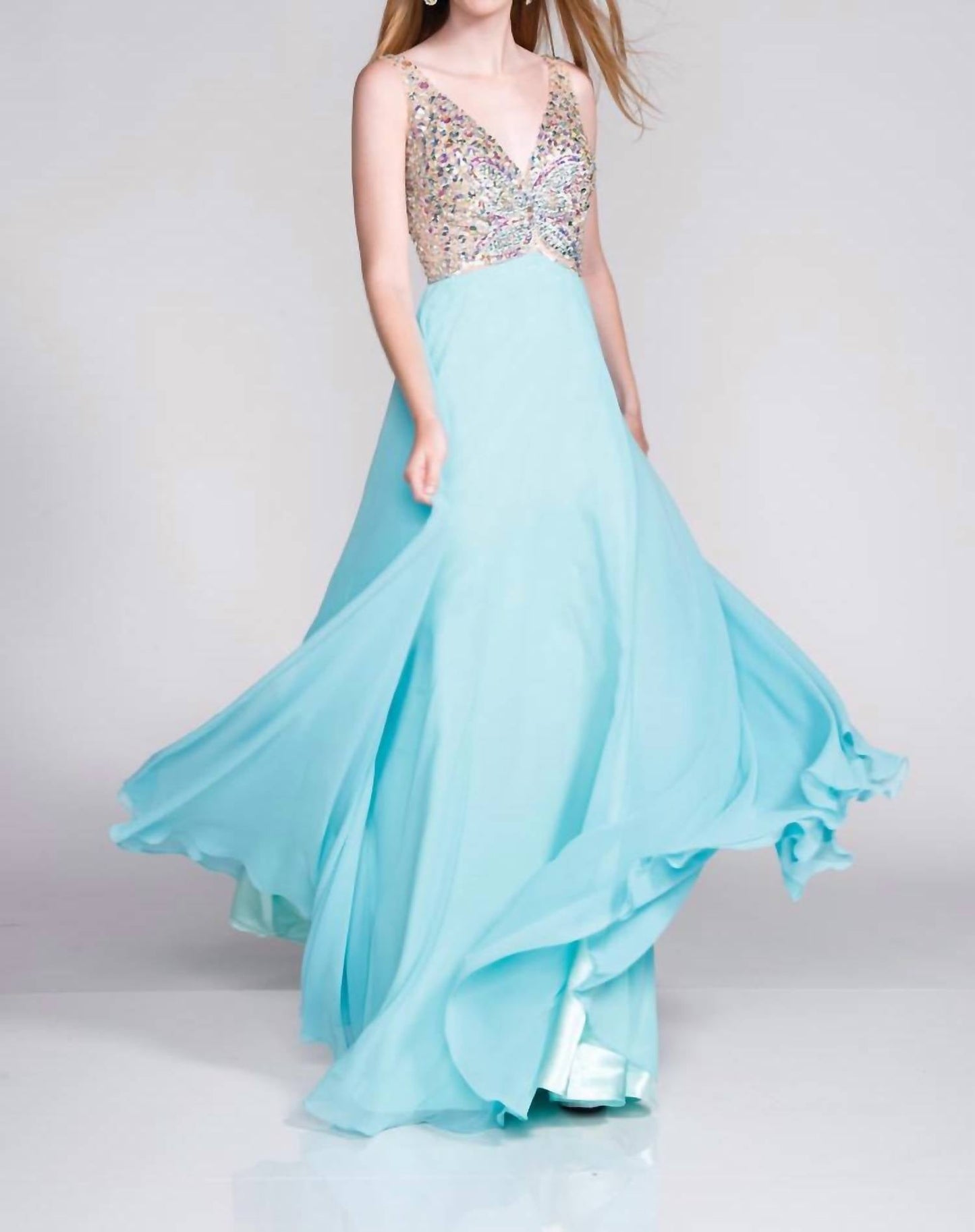 Sleeveless V-neck A-line Maxi Dress