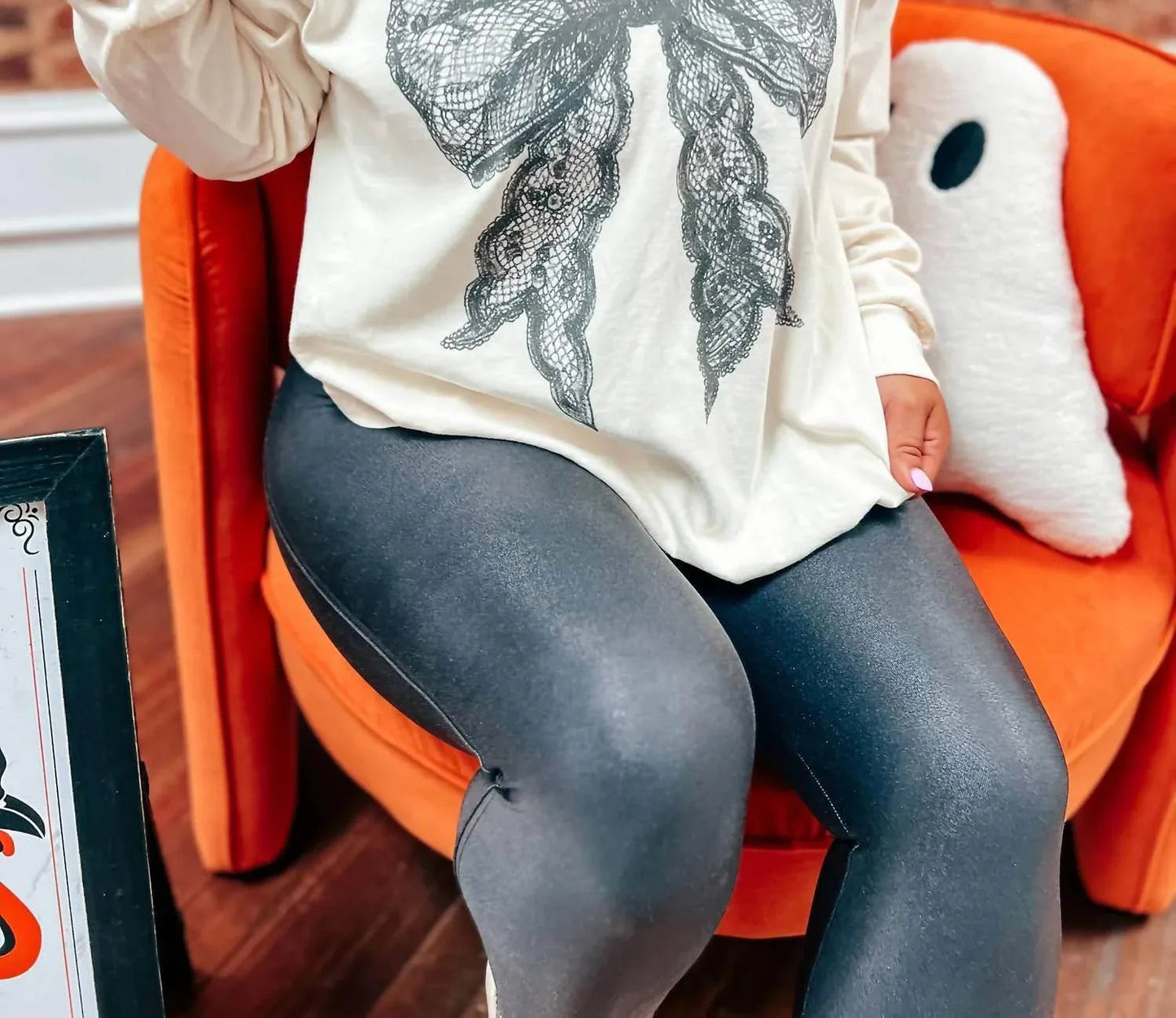 Coquette-Spitzen-Schleife Langarm-Grafik-T-Shirt