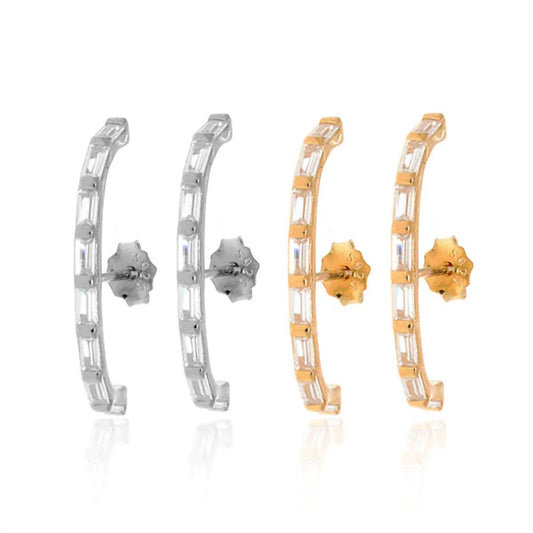Women's On Fleek Studs Earrings