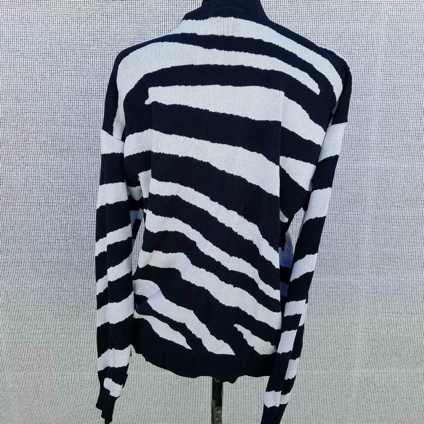 Long Sleeve Stripe Top