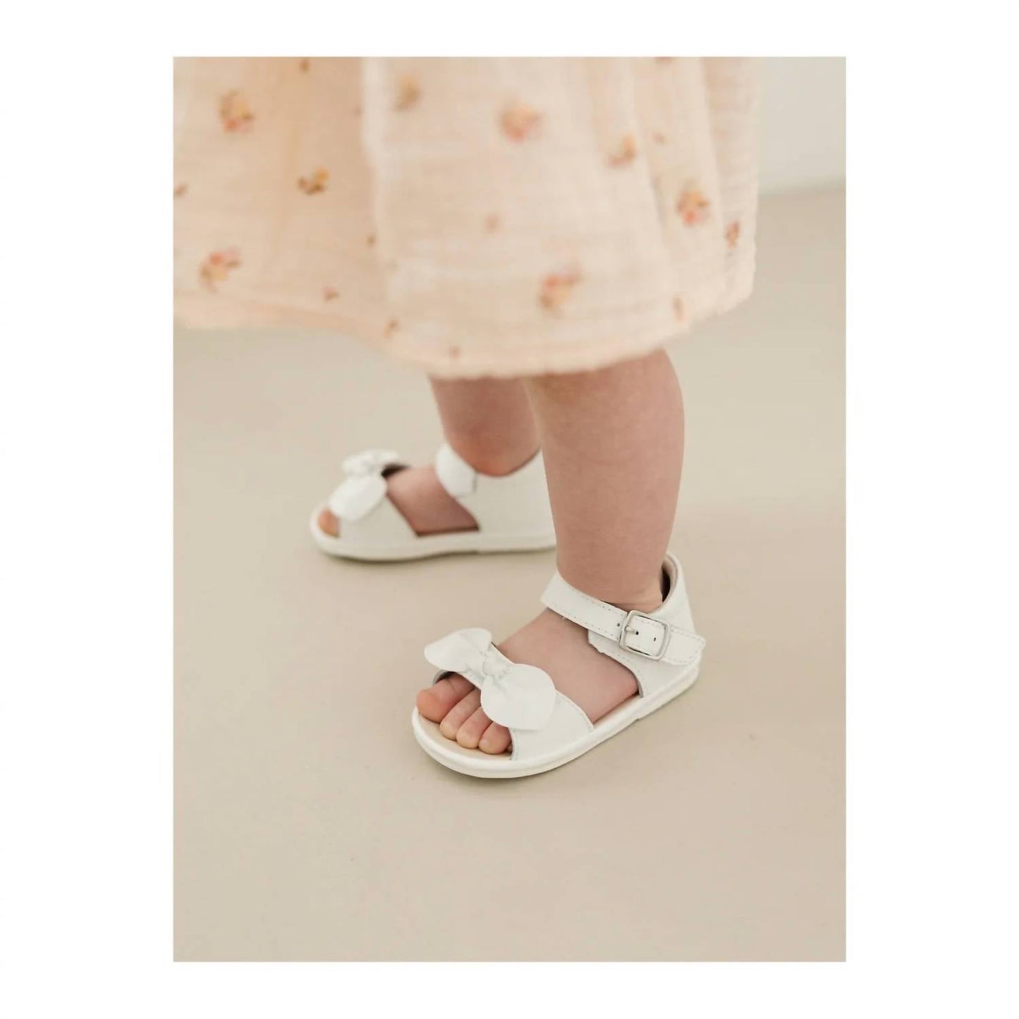 Jolie Schleifensandale für Mädchen - Baby