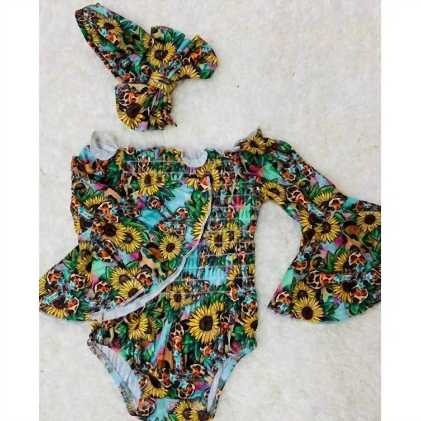 Baby-Body mit Sonnenblumen- und Leopardenmuster für Mädchen und passendem Stirnband