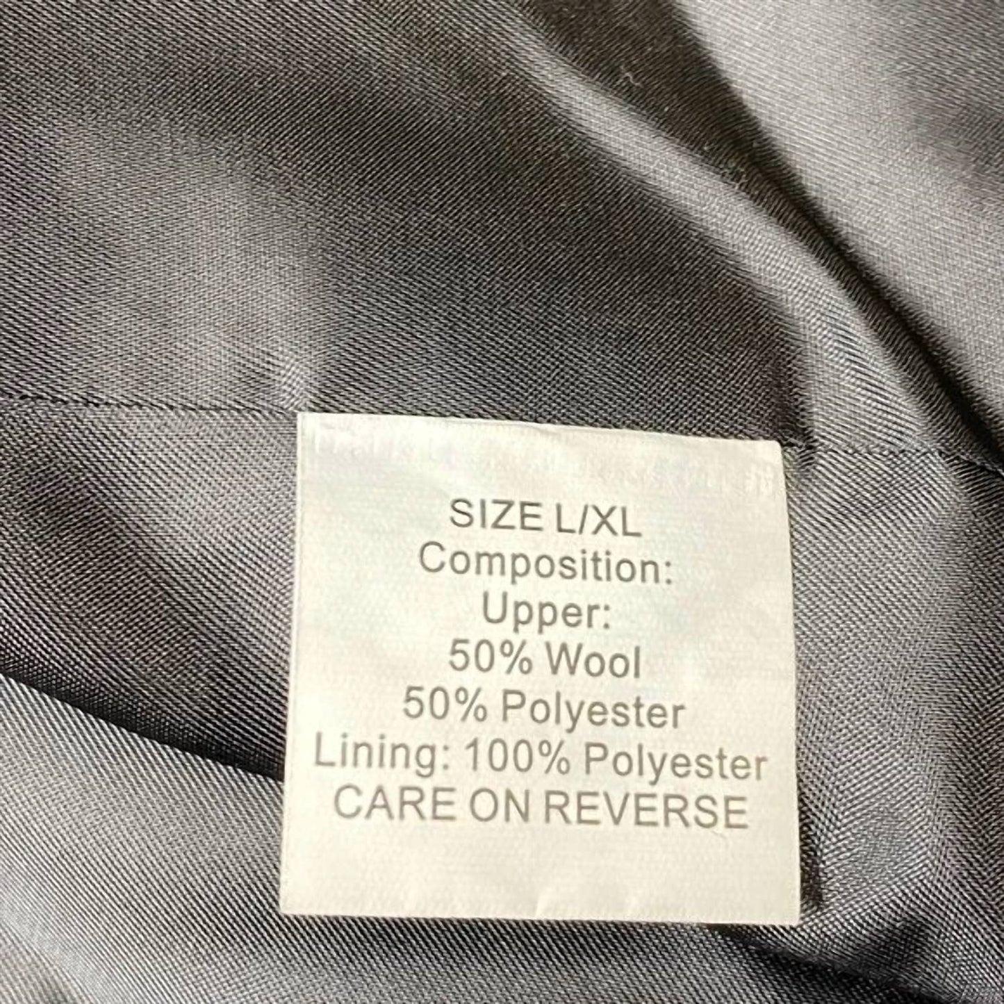 Damen-Couture-Umhang mit herzförmigen Verzierungen