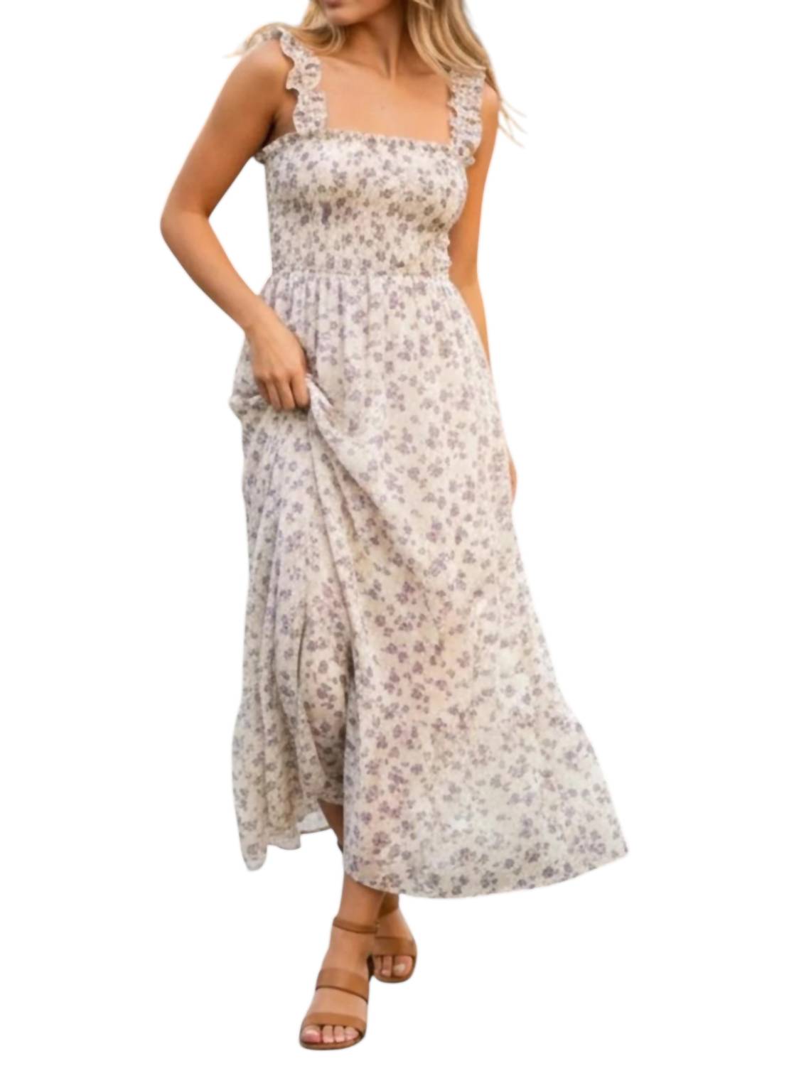 Lavendelfarbenes Maxikleid mit Blumenmuster