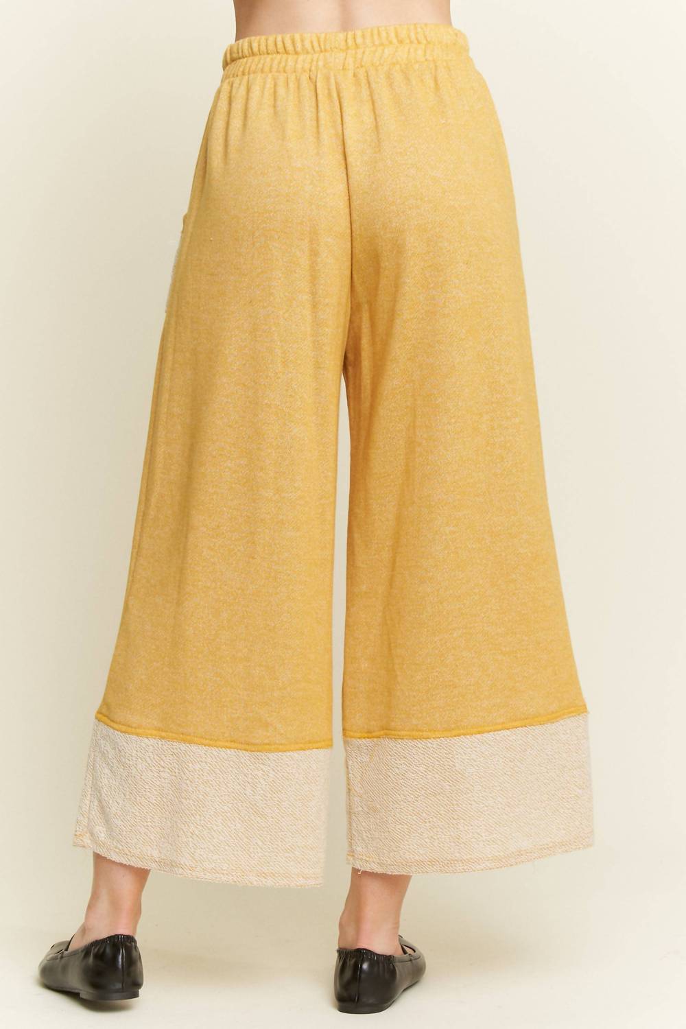 Weite Hose mit Gummibund und Washed-Effekt