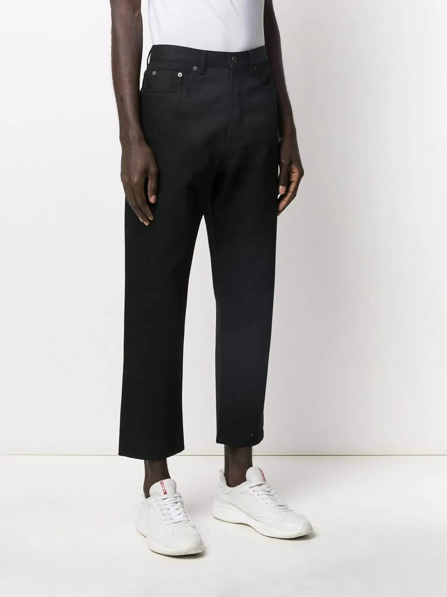 V-Logo Cropped Jeans