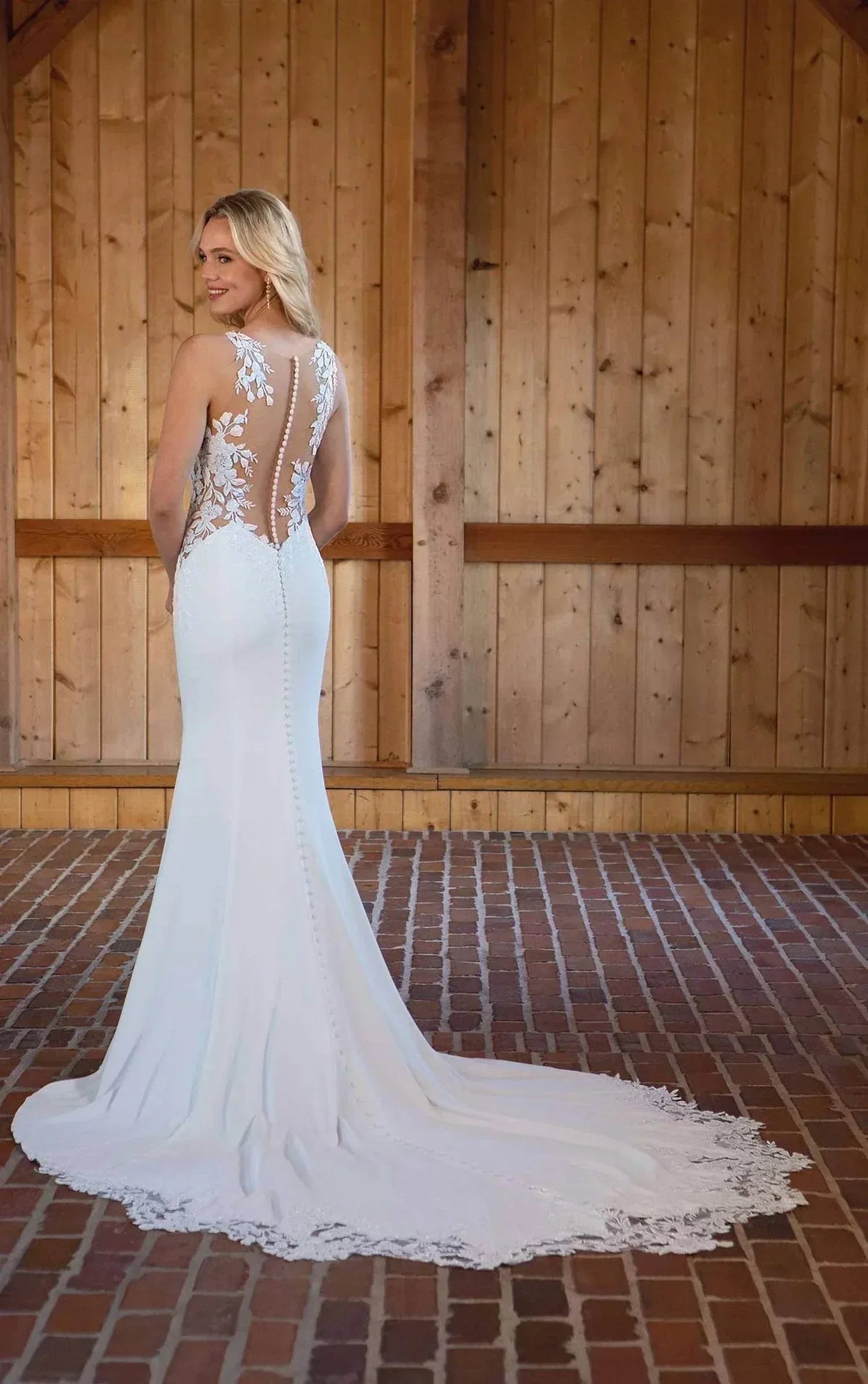 Glamouröses Säulen-Brautkleid