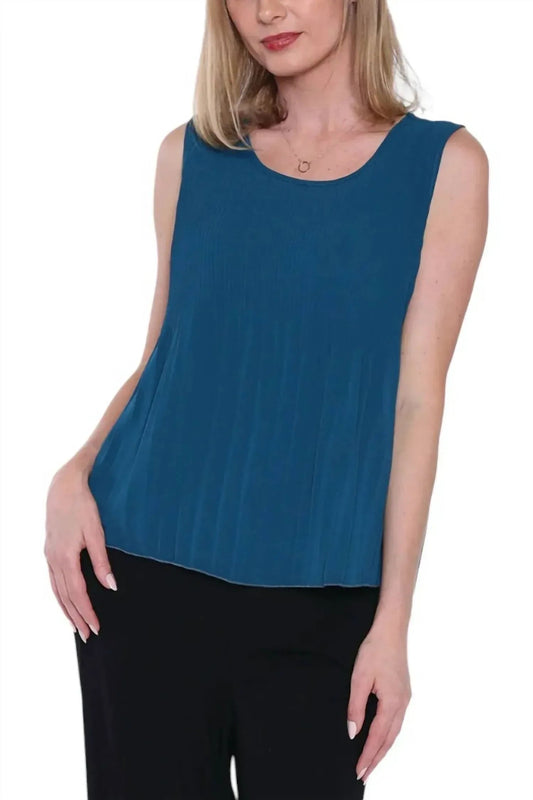 Chloe Scoop Neck Sleeveless Tank