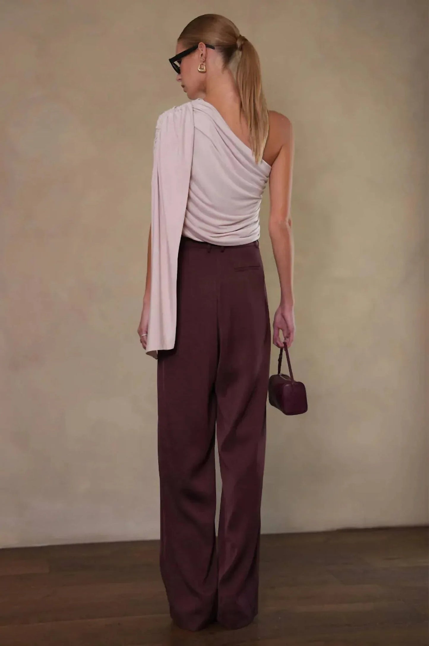 Elsa Asymmetrical Top