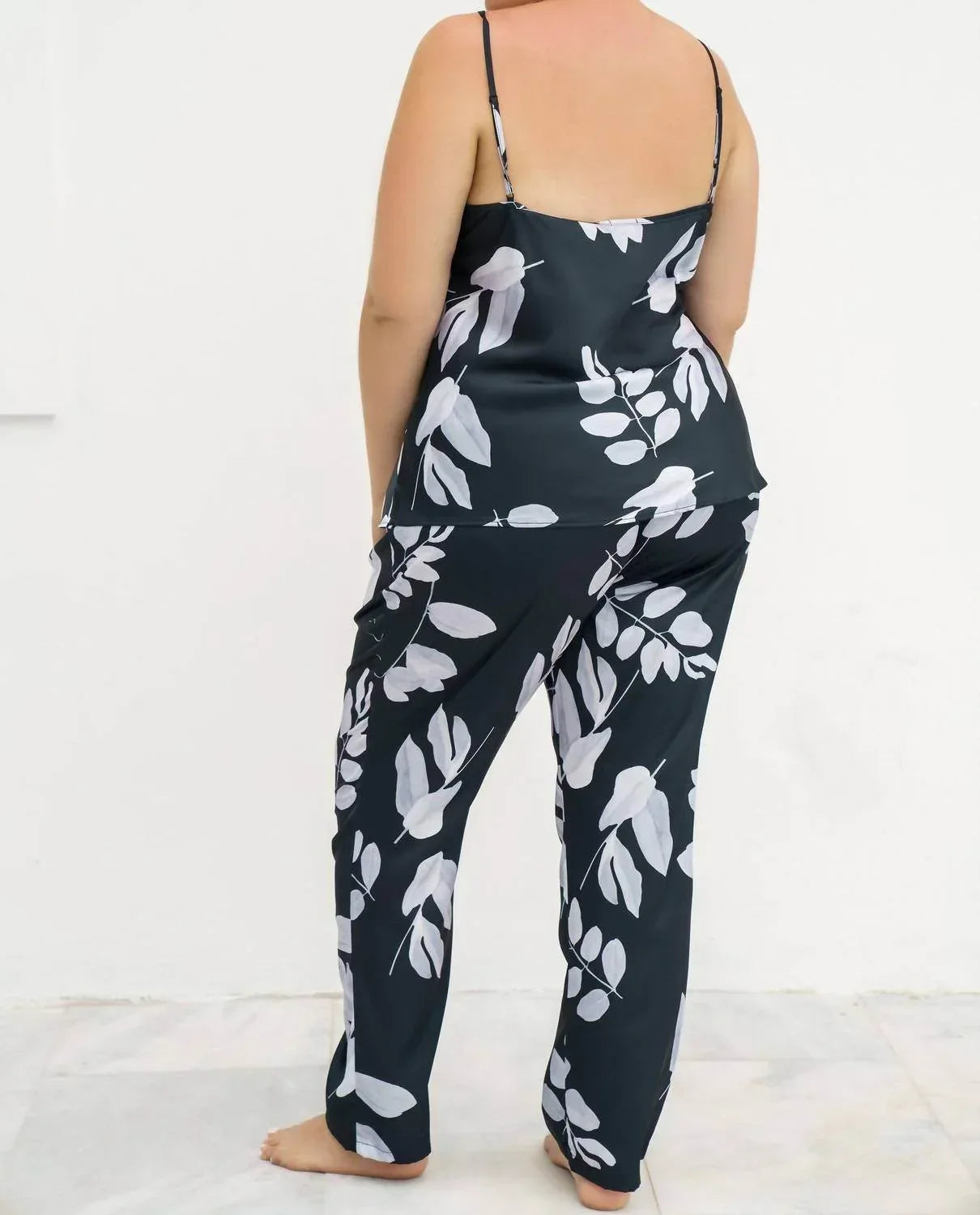 Floral Scoopneck Pajama Set - Plus