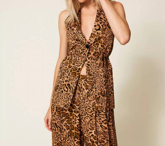 Animal Print Sleeveless Jacket