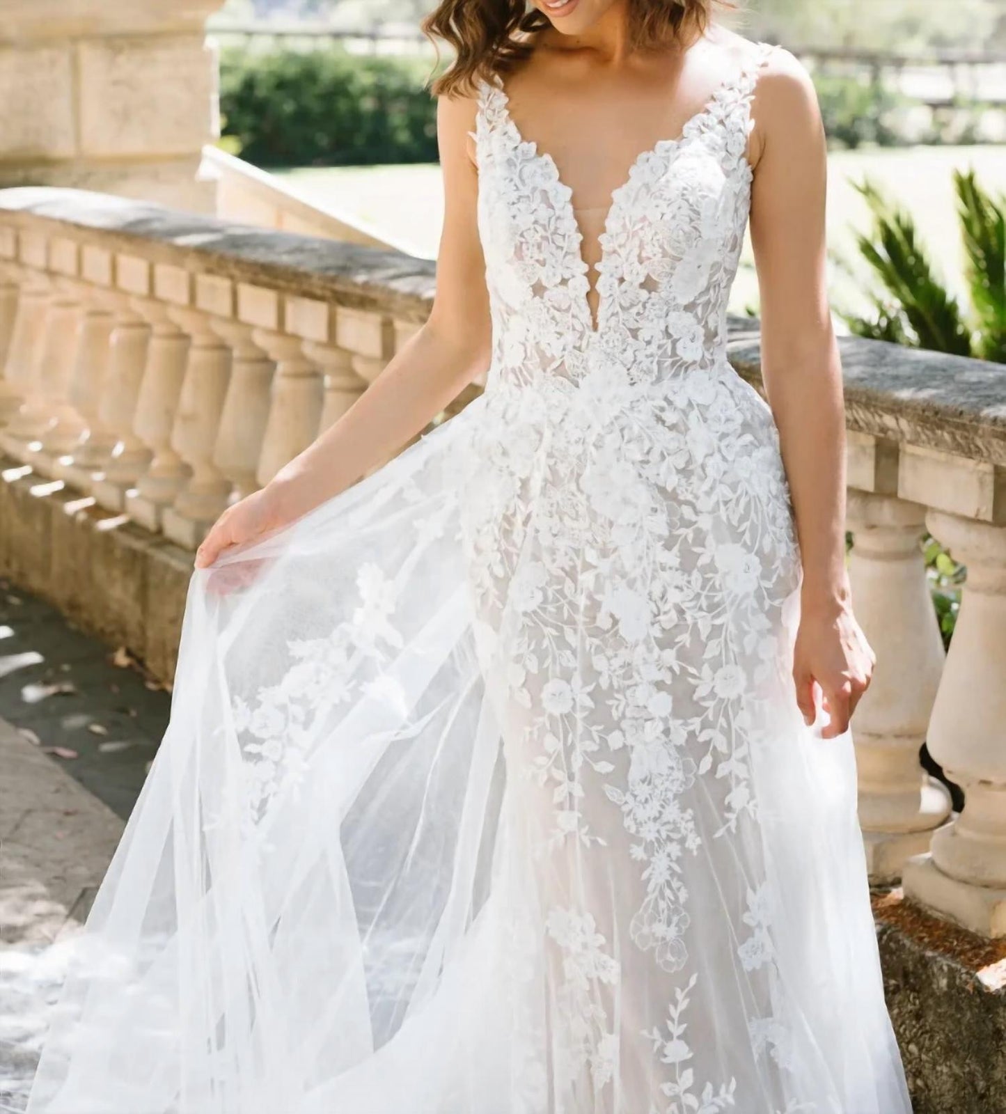 Boho-inspired Wedding Gown With Cotton Lace