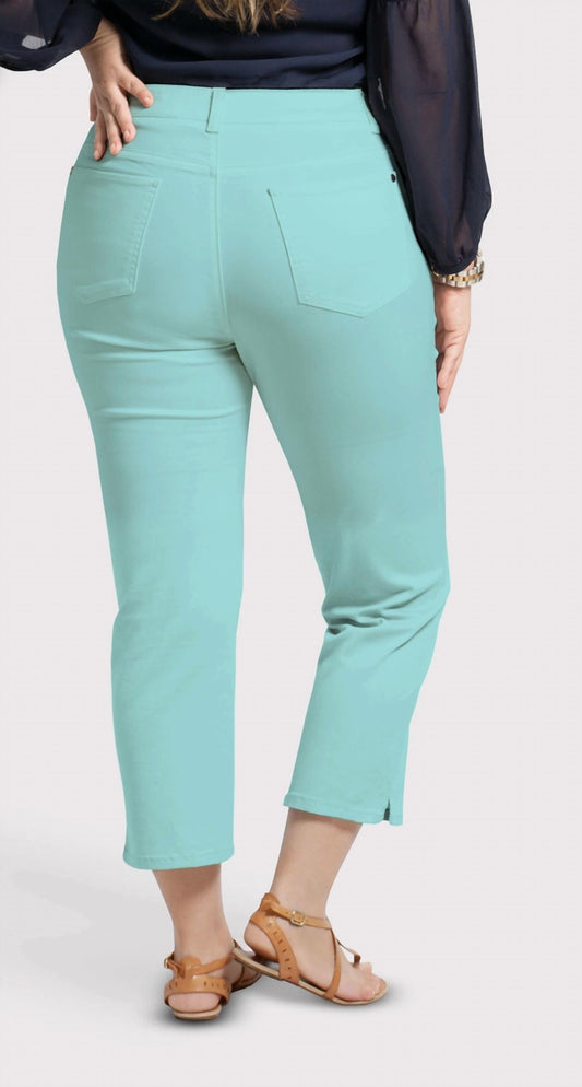 Stretch-Ankle-Hose für kurvige Figur