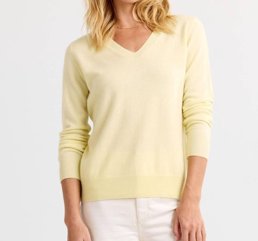 Essential Cashmere V-neck Top