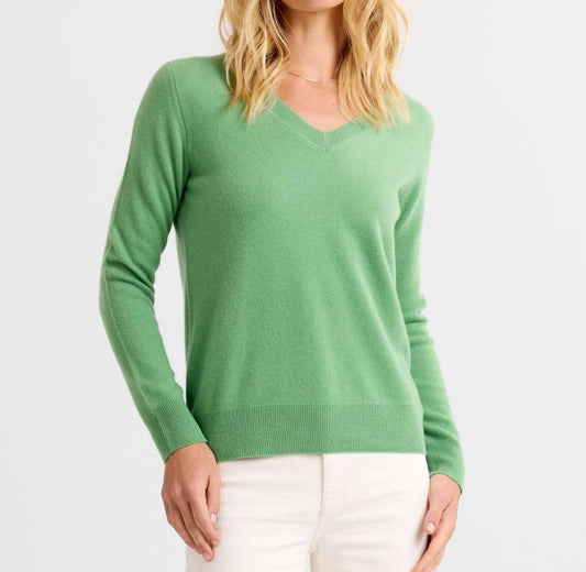 Essential Cashmere V-neck Top